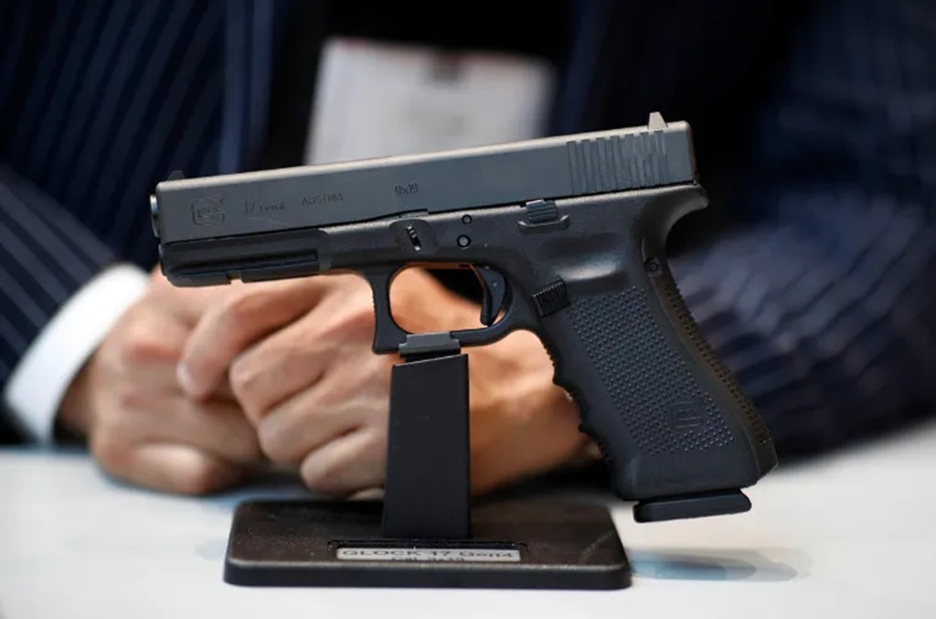 Glock 19 Gen 3 vs Gen 5: Which One Packs More Bang for Your Buck?