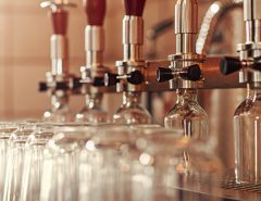 Get crystal clear, hygienic glasses every time with our industrial bar and pub glass washers. Maximize safety and minimize hassle!